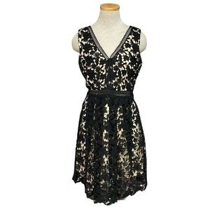 Alya Dress Women's Small Black Lace A-Line Sleeveless V-Neck Cut Out